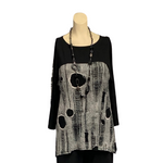 Load image into Gallery viewer, Saloos - Distressed Spot Print Top
