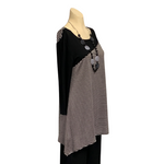 Load image into Gallery viewer, Saloos - Black Stripe Top with Necklace
