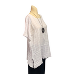 Load image into Gallery viewer, Saloos - White Linen Look Top with Necklace
